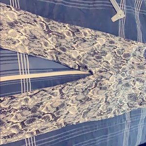 SnakeSkin One Of A Kind Leggings